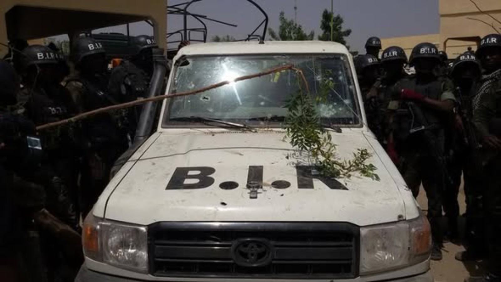 Défense : le Noun à l'honneur avec la promotion de Nchankou Mbouombouo Njindam Oumar au grade de Général de Brigade